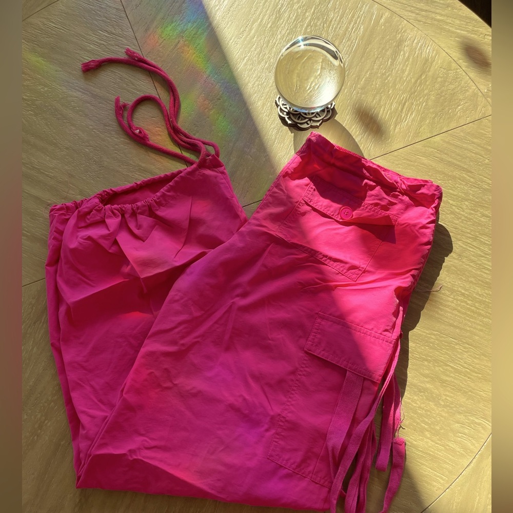 Dolls Kill Pink Parachute Pants / Size Small or Medium 💞✨💕⚡️🌸